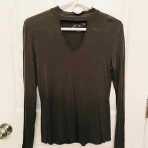 💫 HIPPIE ROSE Olive Green Long Sleeve V - Cut